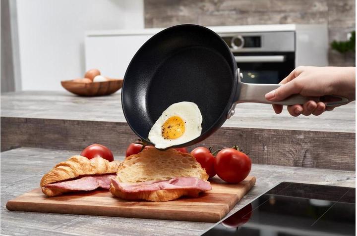 Immagine prodotto Zyliss Ultimate Pro (20 cm, Padella per friggere, Acciaio inossidabile, Alluminio)