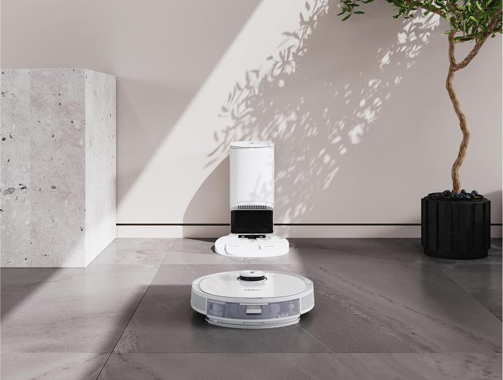 Actual product image Ecovacs Deebot T9+ (Vacuum mopping robot)