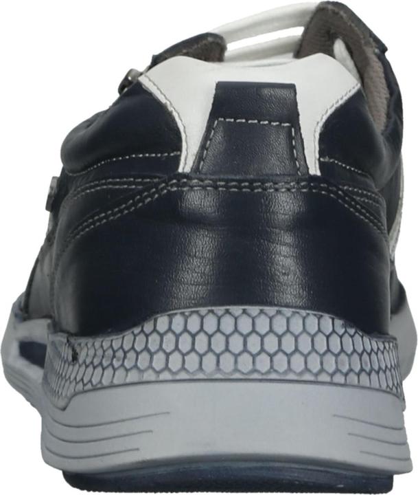Actual product image Hush Puppies With its outstanding quality and premium leather, this lace-up shoe is the perfect companion. (46)