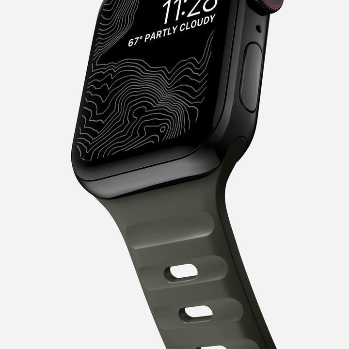 Produktbild Nomad Sport Strap V2 (42 mm, 44 mm, 45 mm, Gummi, Apple Watch Series 1, Apple Watch Series 2, Apple Watch Series 3, Apple Watch Series 4, Apple Watch Series 5, Apple Watch Series 6, Apple Watch Series 7, Apple Watch Series 8, Apple Watch Series 9, Apple Watch SE)