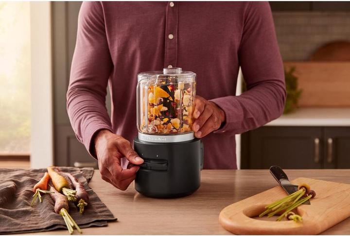 Immagine prodotto KitchenAid Tritatutto Senza Fili con Batteria Rimovibile 12V (1180 ml)