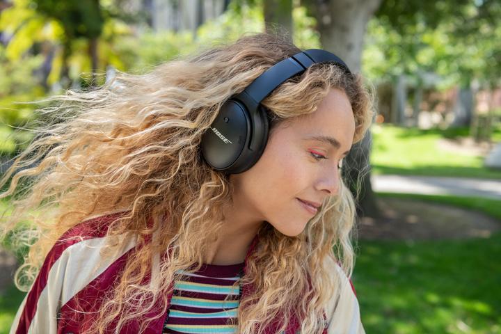 Image du produit Bose QuietComfort 45 (ANC, 22 h, Filaire, Sans fil)
