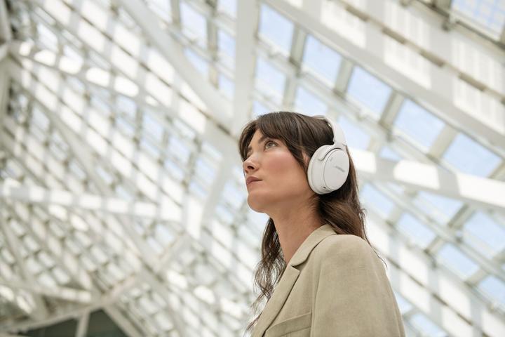 Image du produit Bose QuietComfort 45 (ANC, 22 h, Filaire, Sans fil)