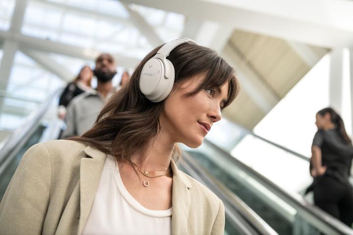 Image du produit Bose QuietComfort 45 (ANC, 22 h, Filaire, Sans fil)