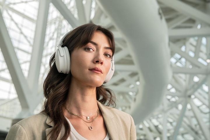 Image du produit Bose QuietComfort 45 (ANC, 22 h, Filaire, Sans fil)