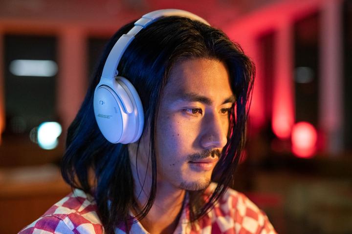 Image du produit Bose QuietComfort 45 (ANC, 22 h, Filaire, Sans fil)