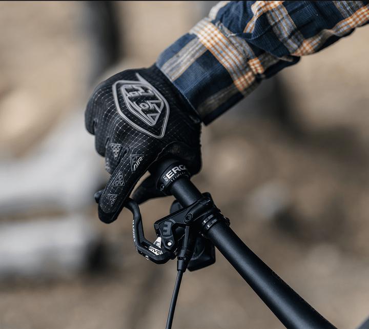 Actual product image Magura Mt5 Pro Set (Front + Rear, Brake kit, 4)