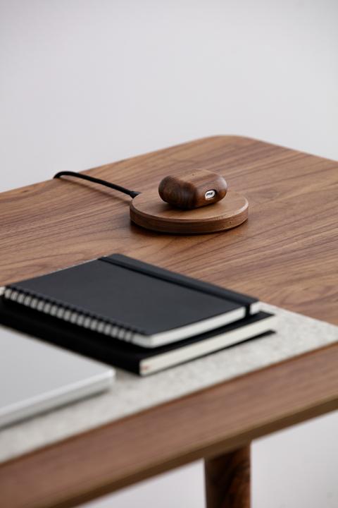 Actual product image Oakywood AirPods Case - Wooden case for AirPods headphones - Walnut / AirPods 3 - (Headphone bag)