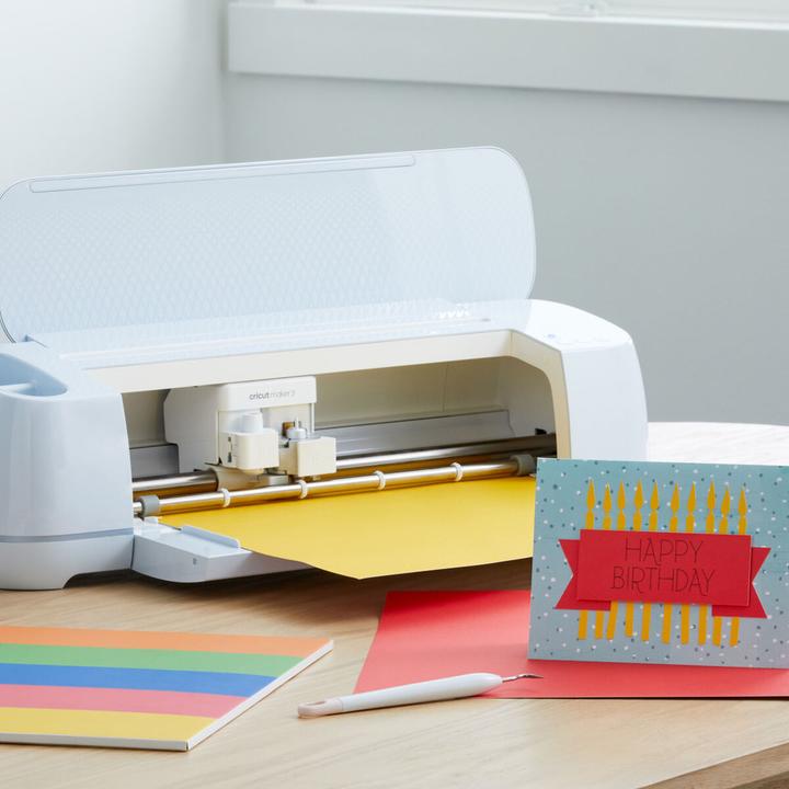 Immagine prodotto Cricut Carta adesiva Smart 30,5 x 30,5 cm, 10 fogli, Multicolore (210 g/m², 10 x)