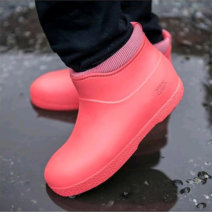 Actual product image Nordic Grip WETS AntiSlip ShoesRed (36)