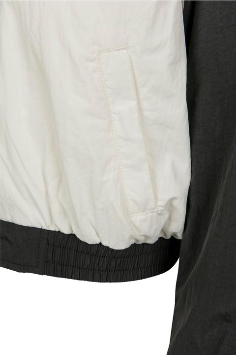 Actual product image Urban Classics Ladies Short Raglan Crinkle Batwing Jacket (L)