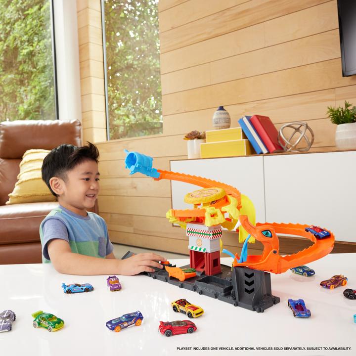 Actual product image Hot Wheels City Cobra Slam Pizza Attack