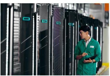 Image du produit HPE ProLiant ML350 Gen11 SFF Tri-Mode PCIe Controller Cable Kit