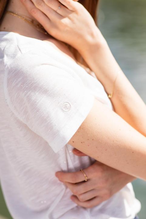 Actual product image La Petite Étoile 's t-shirt elvie (40)