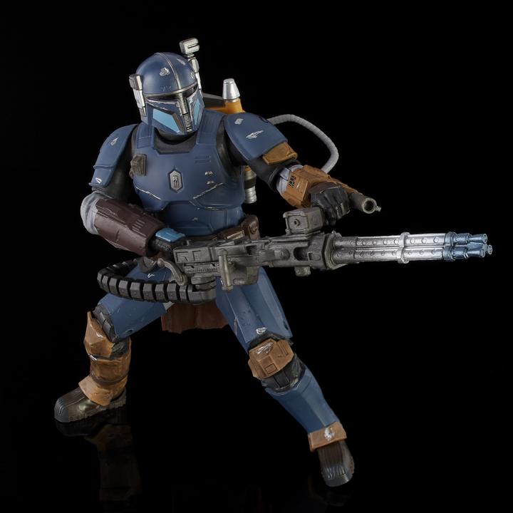 Actual product image Hasbro Star Wars - The Mandalorian: Heavy Infantry Mandalorian