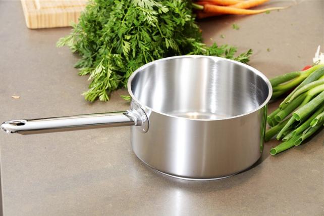 Produktbild Demeyere APOLLO-Stielkasserolle 2.2lt (18 cm, Stielkasserolle, Edelstahl)