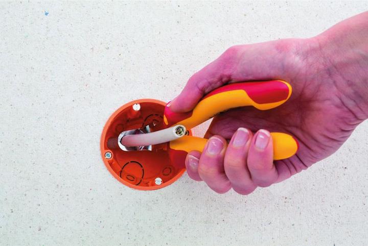 Actual product image Wiha Installation pliers (170 mm)