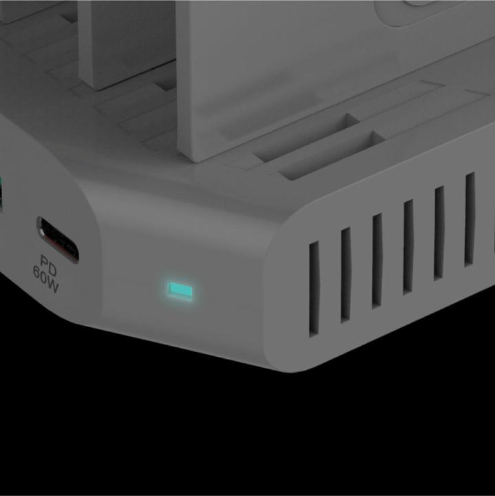 Actual product image Unitek Y-2190 Charging station 8x (USB-C, 10 Ports)