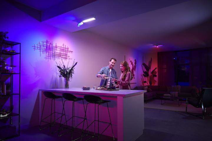 Image du produit Philips Hue Centris Base BT (1540 lm, GU10)