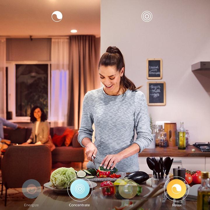 Produktbild Philips Hue White Ambiance BT (E14, 5.20 W, 470 lm, 1 x, G)