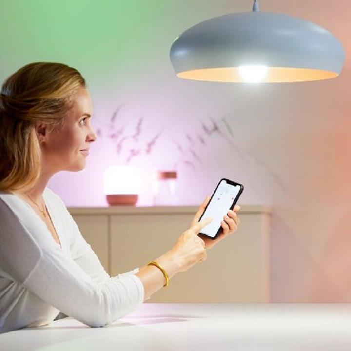 Produktbild WiZ DUPLIKAT Lampe 60W E27 Standardform (E27, 8 W, 806 lm, 1 x, F)