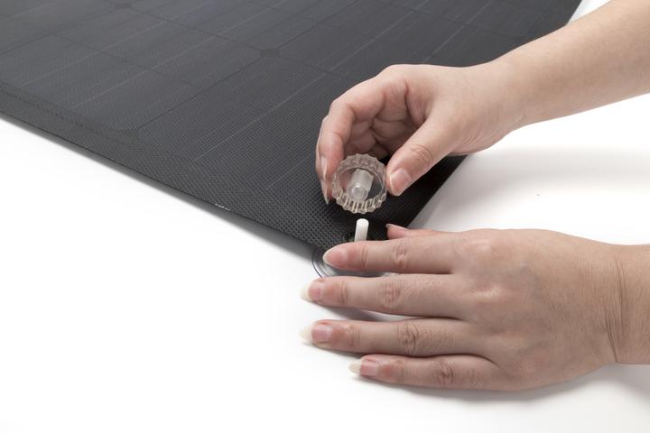Produktbild EcoFlow Saugnapf Set zu 110W Solarmodul