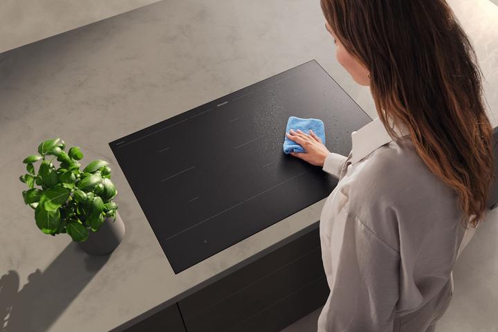 Produktbild Miele KM 7576 FL 125 Gala Ed