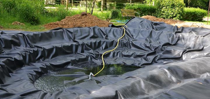 Produktbild Aquagart Teichfolie PVC 2m x 6m 1,0mm schwarz Folie für den Gartenteich