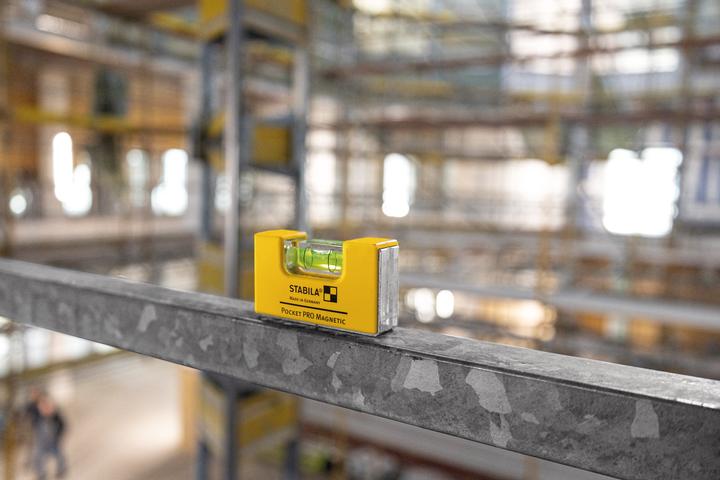 Produktbild Stabila Wasserwaage Pocket PRO Magnetic (7 cm)
