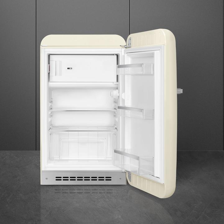 Actual product image Smeg Retro Style FAB10RCR6 (122 l)