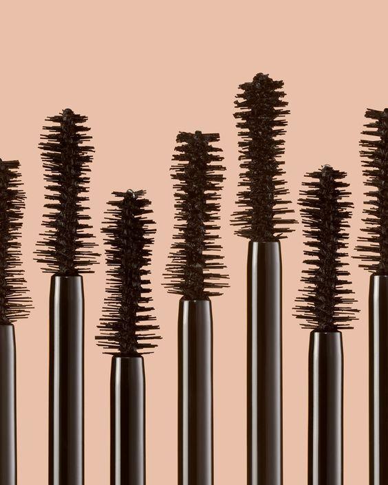 Produktbild Ilia Fullest Volumizing Mascara