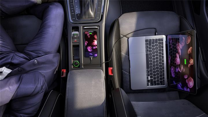 Productafbeelding Goobay Dubbele USB auto snellader USB-C PD Power Delivery 45 W