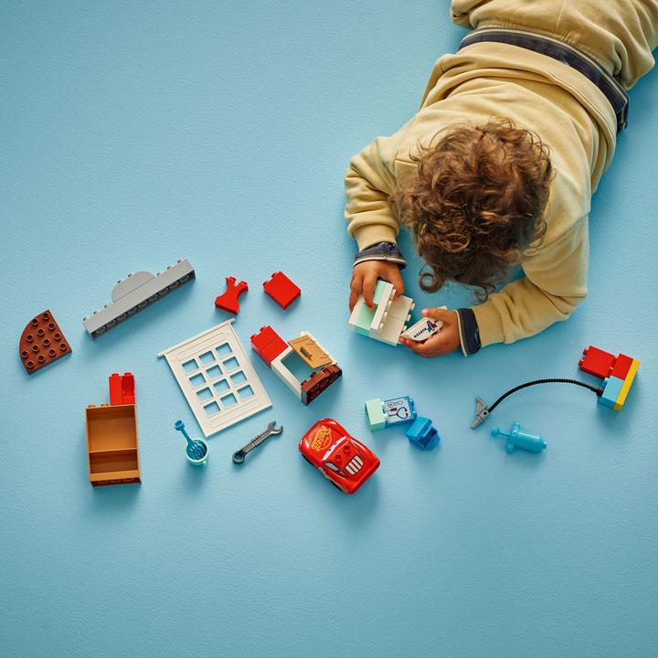 Immagine prodotto LEGO McQueens Besuch in Docs Werkstatt (10456)