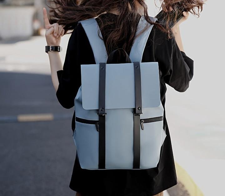 Produktbild Only-Bags.Store PU-Leder-Rucksack, wasserdichte Schultasche, einfarbiger Rucksack für Männer und Frauen