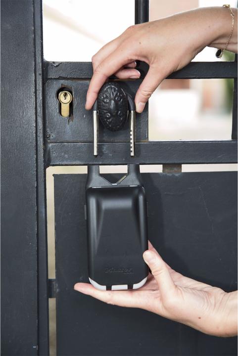 Actual product image Master Lock 5420EURD