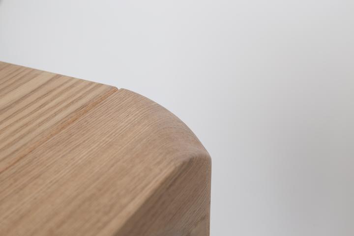 Actual product image Zuiver Storm (180 x 90 x 75 cm)