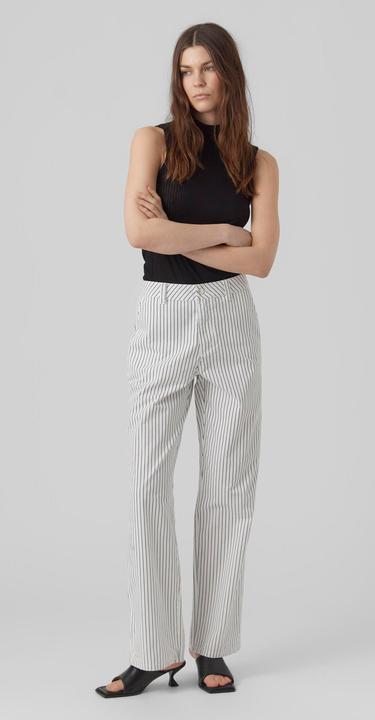 Actual product image Vero Moda Trousers (34)