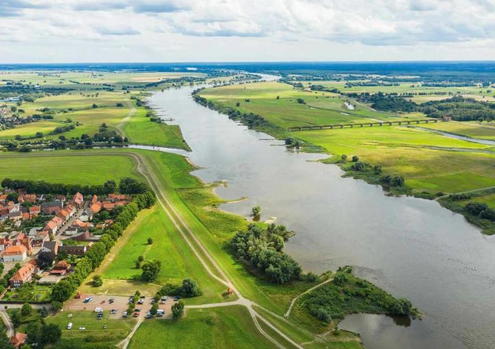 Produktbild Rad, Land, Fluss (Deutsch, Alexandra Schlüter, 2022)