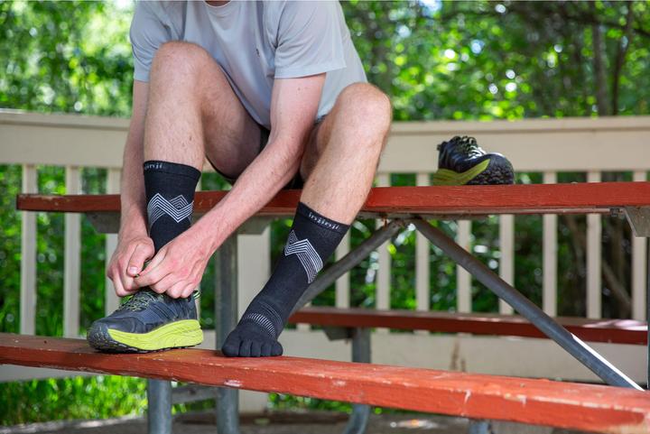 Actual product image Injinji Run Lightweight Crew (44.5 - 47)