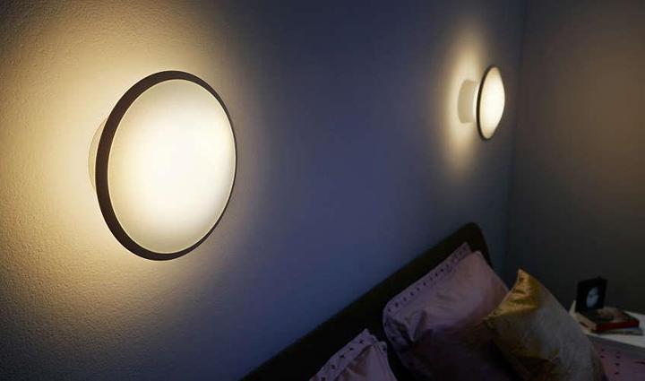 Produktbild Philips Hue Phoenix Basis