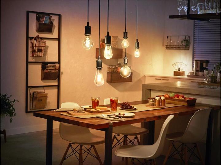 Actual product image Philips Hue White BT (E27, 7 W, 550 lm, 1 x, G)