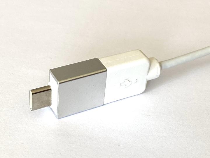 Actual product image Matias MAT-FK318S-CH (CH, Cable)