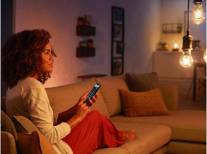 Actual product image Philips Hue White BT (E27, 7 W, 550 lm, 1 x, G)