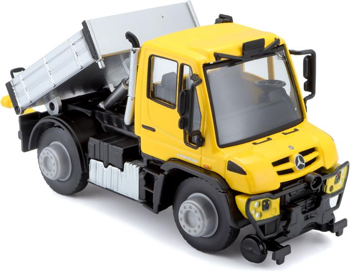 Actual product image Maisto Mercedes-Benz Unimog U400, 12cm, ass.