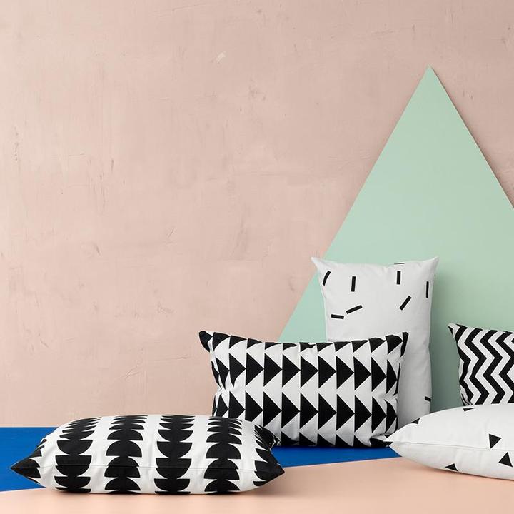 Image du produit Ferm Living Semicircle noir (60 x 40 cm)