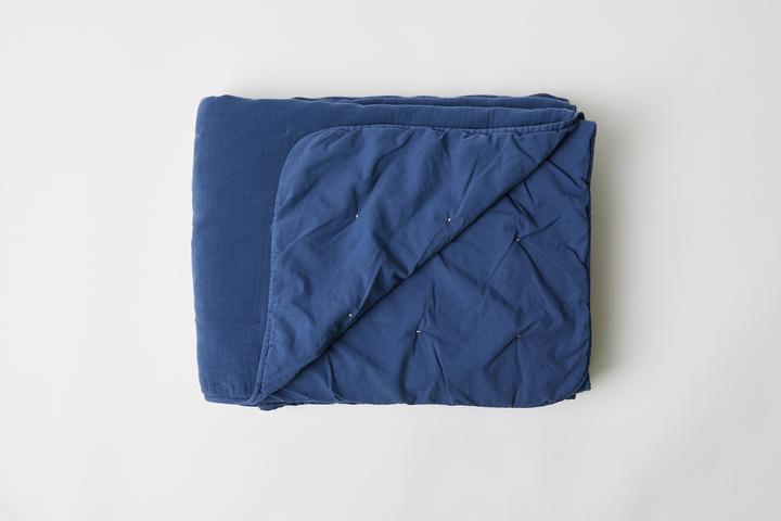 Bleu foncé