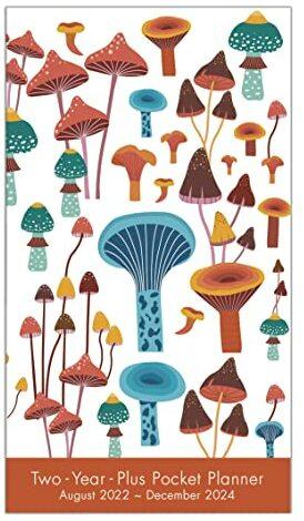 Image du produit Mushroom Août 2022 - décembre 2024 Two-Year-Plus Pocket Planner (Non contraignant, Anglais)
