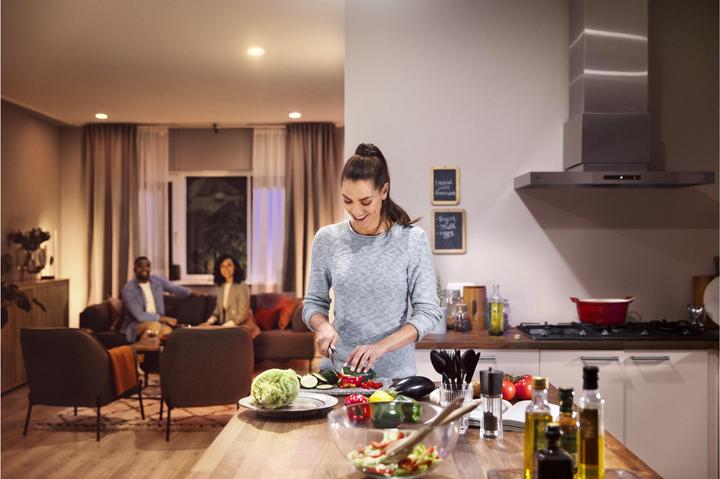 Productafbeelding Philips Hue Tint wit (E27, 9 W, 806 lm, 4 x, F)
