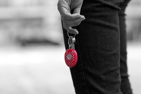 Ila Pebble - Alarm für den Schlüsselbund ROT