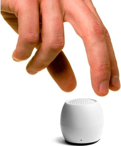 Actual product image Boompods Zero Bluetooth® Speaker Hands-free, Shockproof, Waterproof White (5 h, Rechargeable battery operated)